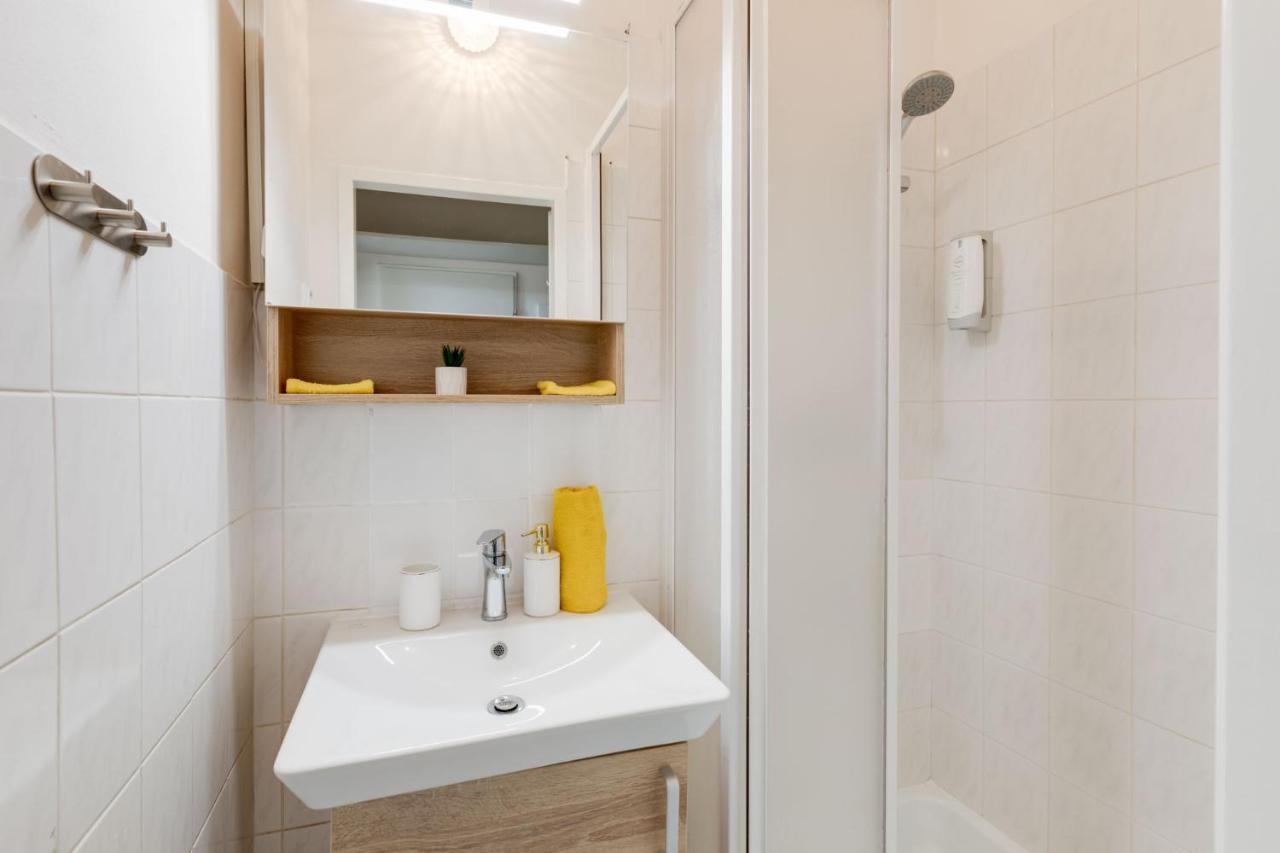 Sunshine Apartment Near The City Center Prague Ngoại thất bức ảnh