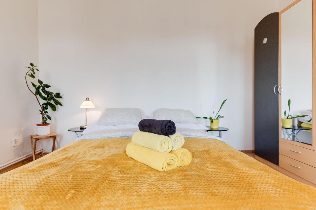 Sunshine Apartment Near The City Center Prague Ngoại thất bức ảnh