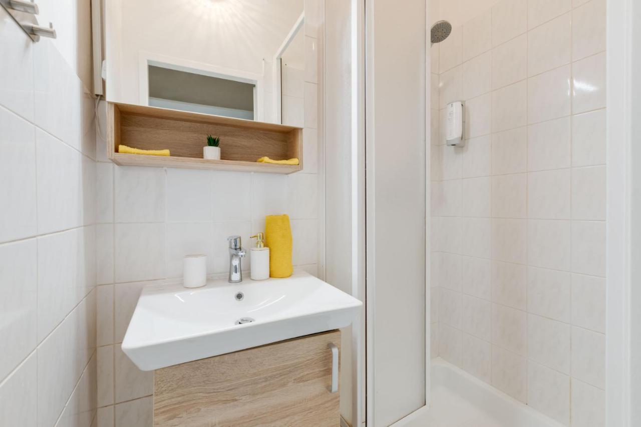 Sunshine Apartment Near The City Center Prague Ngoại thất bức ảnh